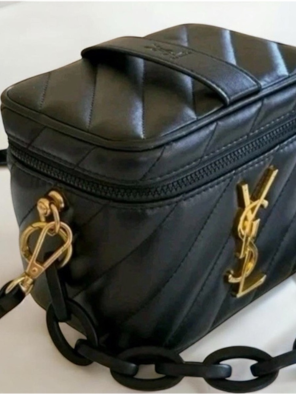 Saint Laurent Black Quilted Leather VANITY GWP (Novelty) - Picture 6 of 13